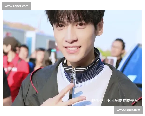 明星也爱看电竞当偶像遇上选手，这画面太美不敢看