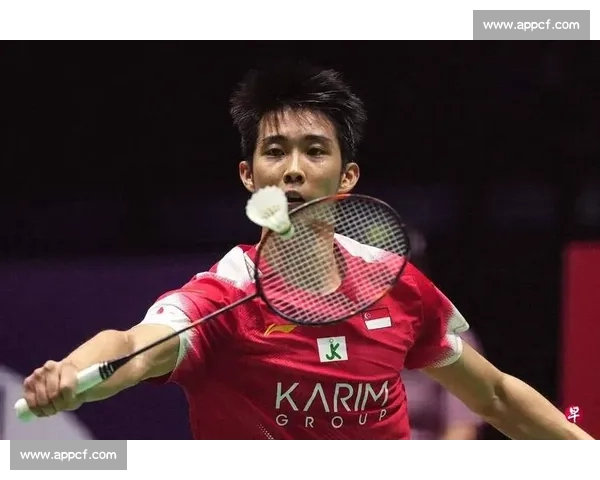 技惊四座！他的这记扣杀，预示着一个羽毛球世锦赛冠军的诞生